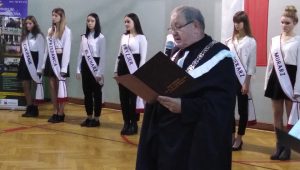 ŚLUBOWANIE UCZNIÓW KLAS PIERWSZYCH ORAZ PASOWANIE NA UCZNIA – RZEMIEŚLNIKA